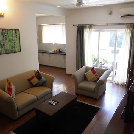 Justa Off Mg Road Bangalore Exterior foto
