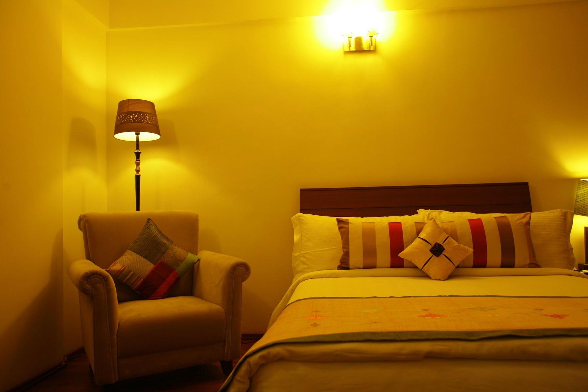 Justa Off Mg Road Hotel Bangalore Quarto foto