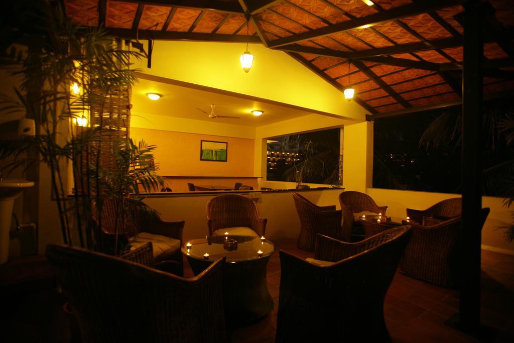 Justa Off Mg Road Bangalore Exterior foto